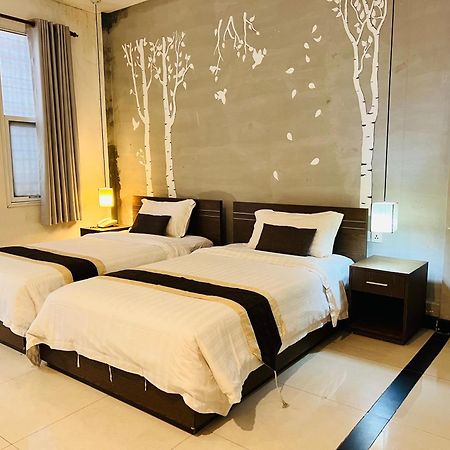 Asiban Quay Boutique Hotel Phnom Penh Luaran gambar